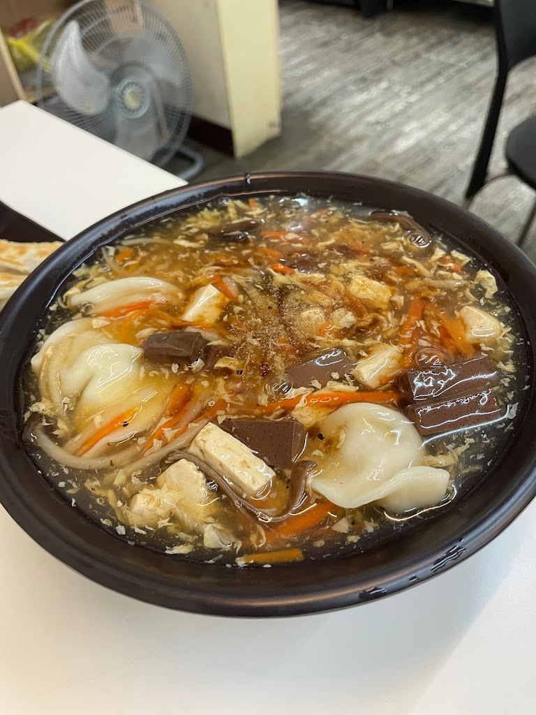 逢甲味皇鍋貼·水餃 的照片