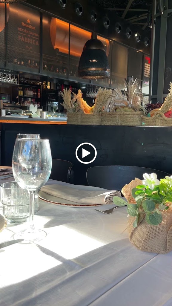 El Urogallo Majadahonda — Videos