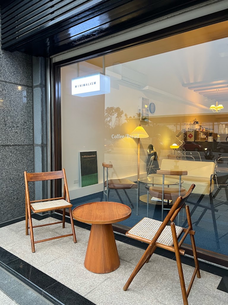 minimalism cafe 巴斯克 可麗露 專賣店 的照片