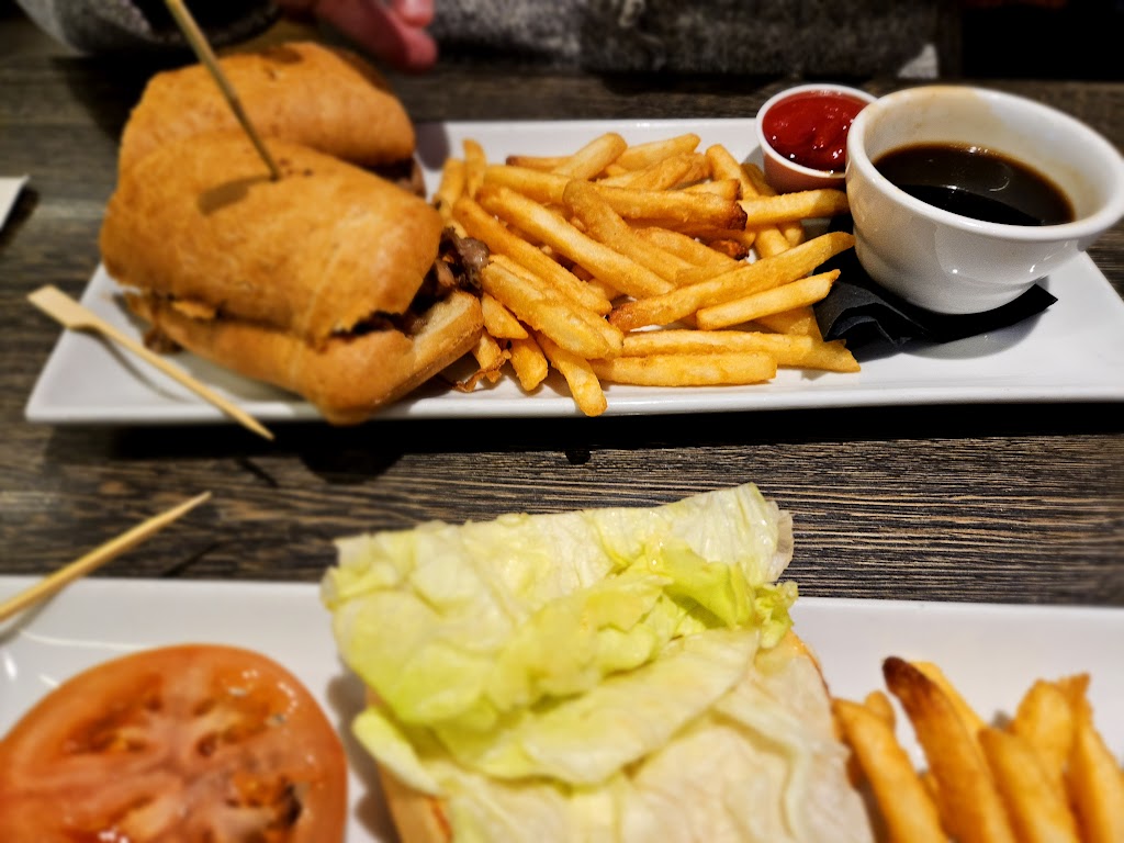 The Well Public House at Casino Nanaimo in Nanaimo