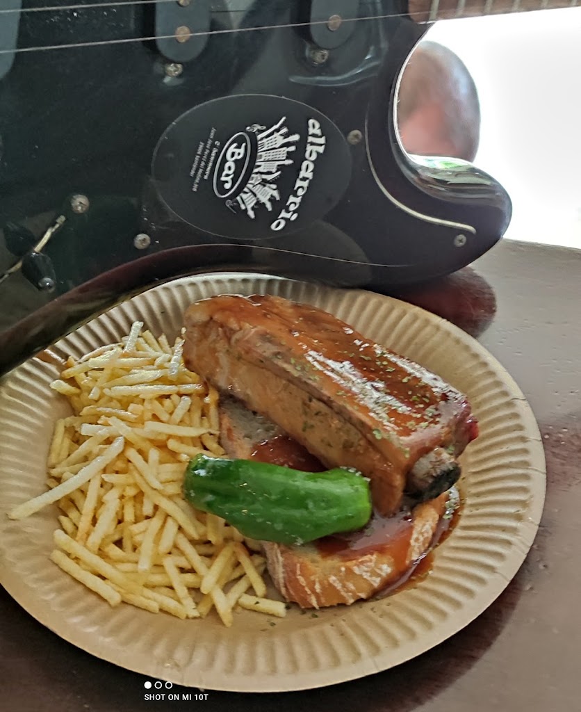 Albarriobar — Comida y bebida