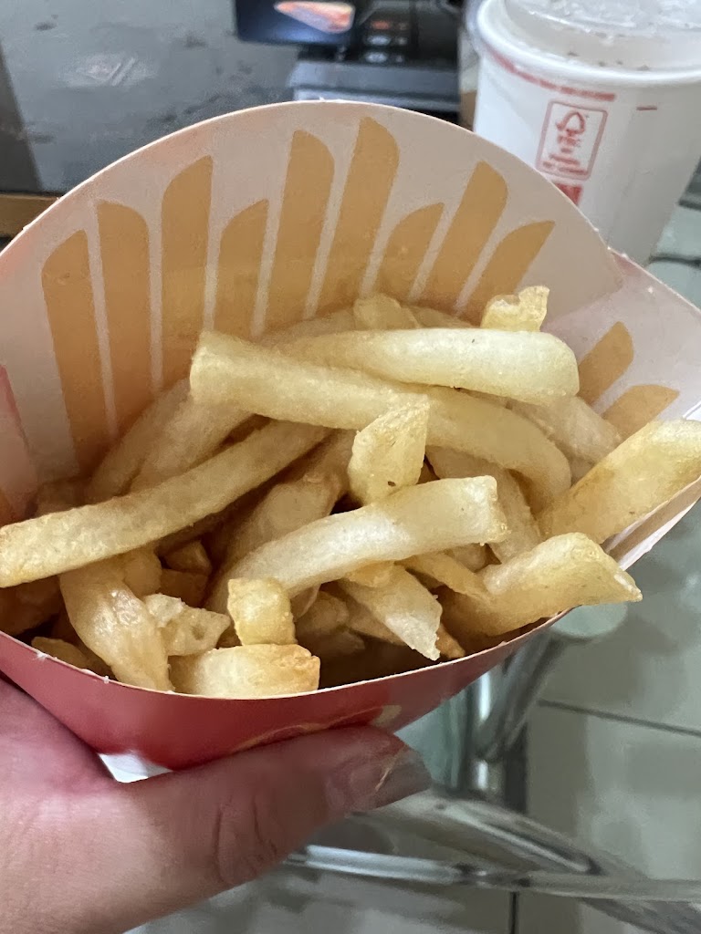 麥當勞-蘆洲三民餐廳 的照片