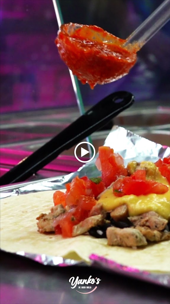 Restaurante Yanko's — Videos