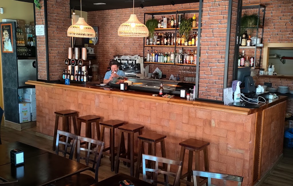 Restaurante MG8** — Ambiente