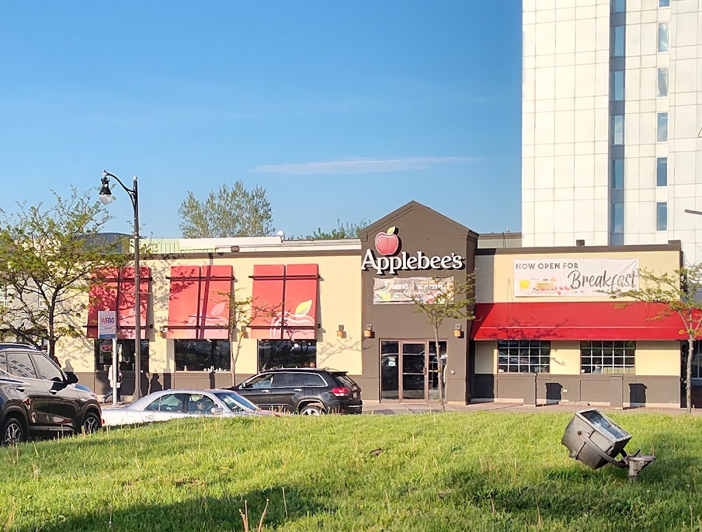 Applebee's Grill + Bar