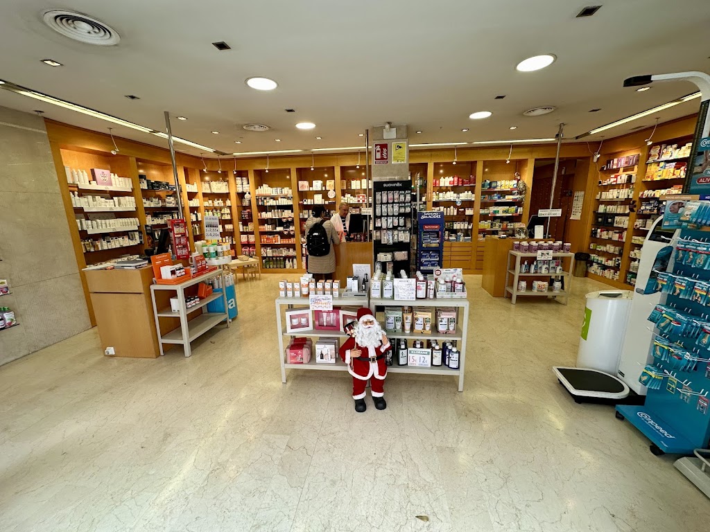 Farmacia Baleares 45 - Vanessa Calatayud Sandoval — Del propietario