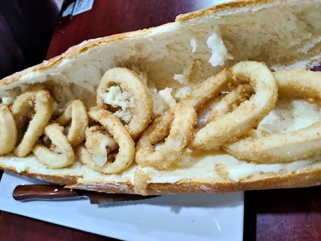La Nube II Generacion — Comida y bebida