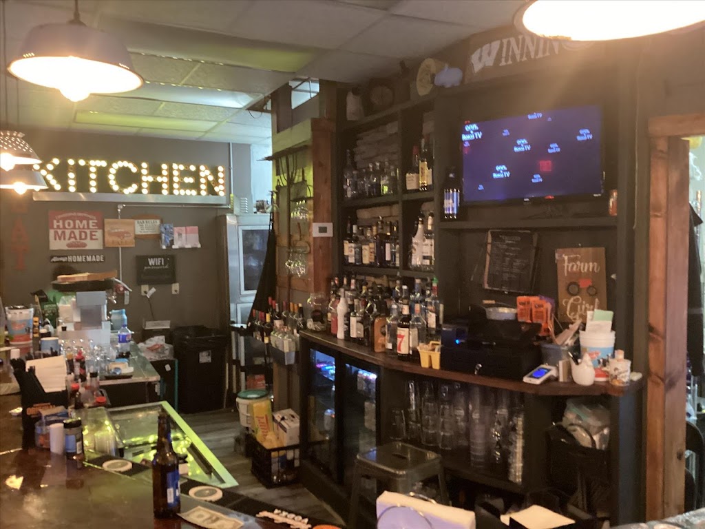  Thee Farmer's Daughter