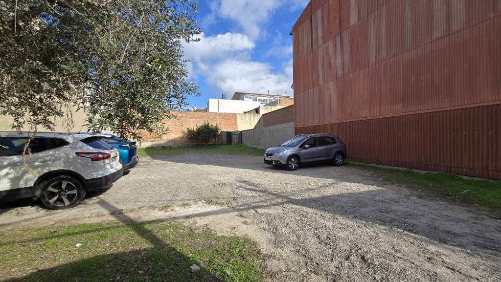 Parking Ardeca — Estacionamiento