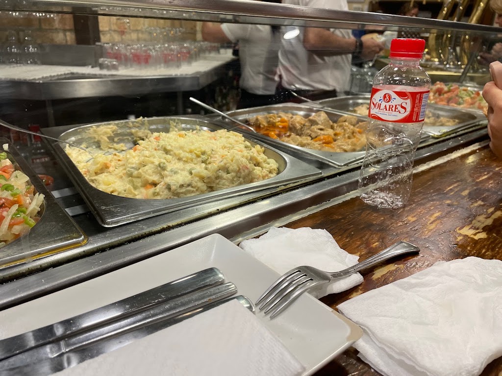 Bar "El Dorado" — Comida y bebida