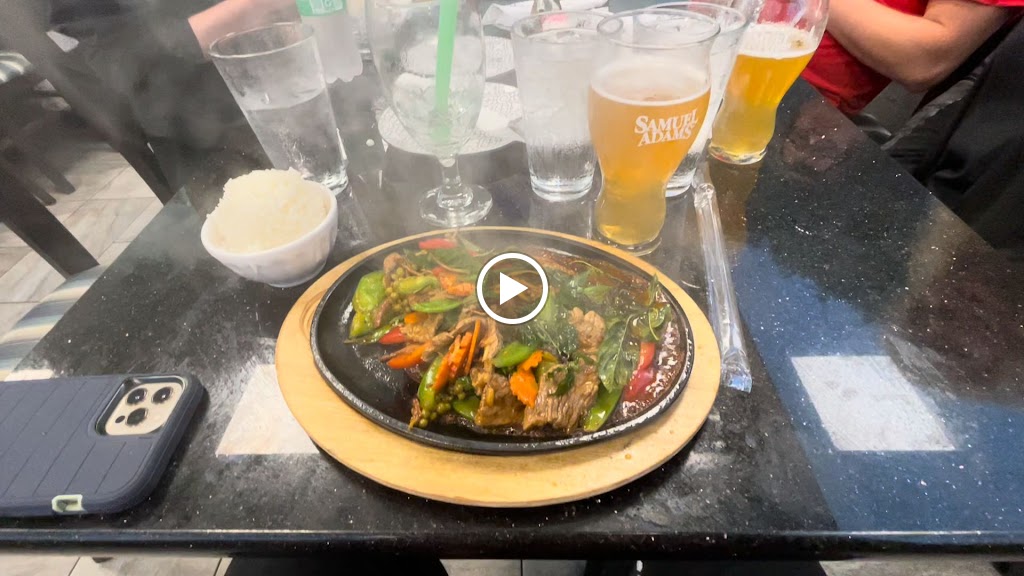 Tuk Tuk Thai Cuisine and Sushi