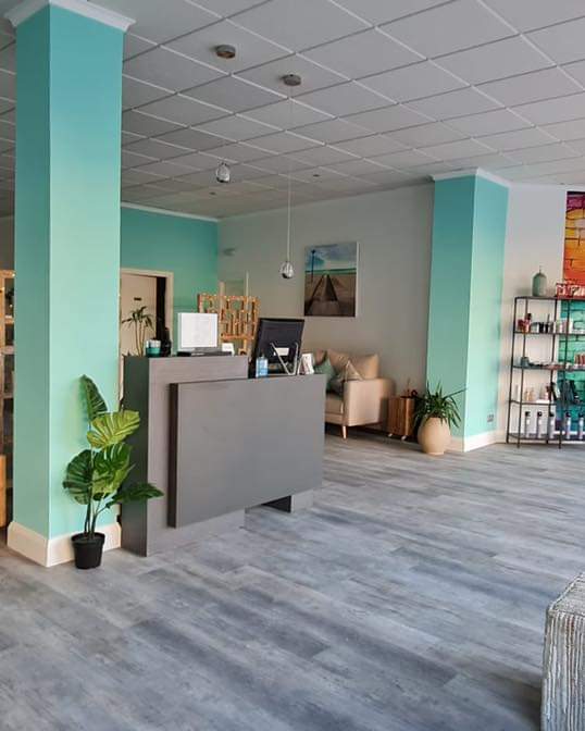 DebonHair International — Interior