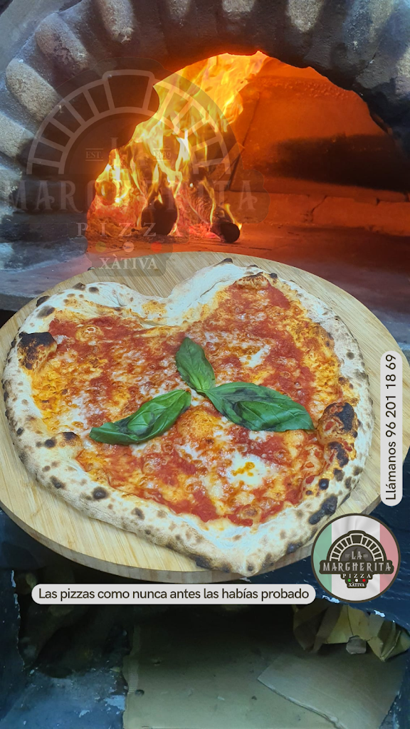 La Margherita Pizza — Comida y bebida