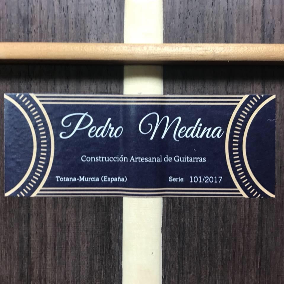 Pedro Medina, Luthier.