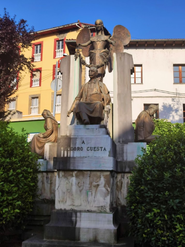 Monumento a Teodoro Cuesta