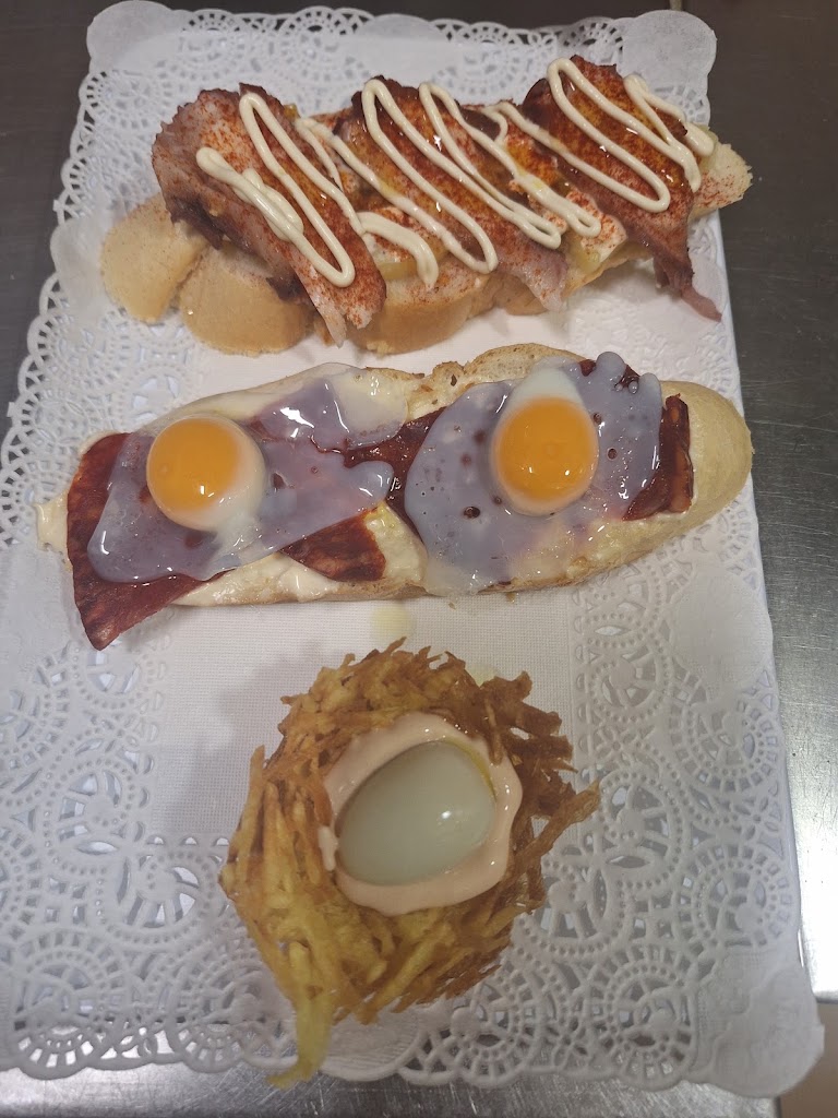 Bar isi — Comida y bebida