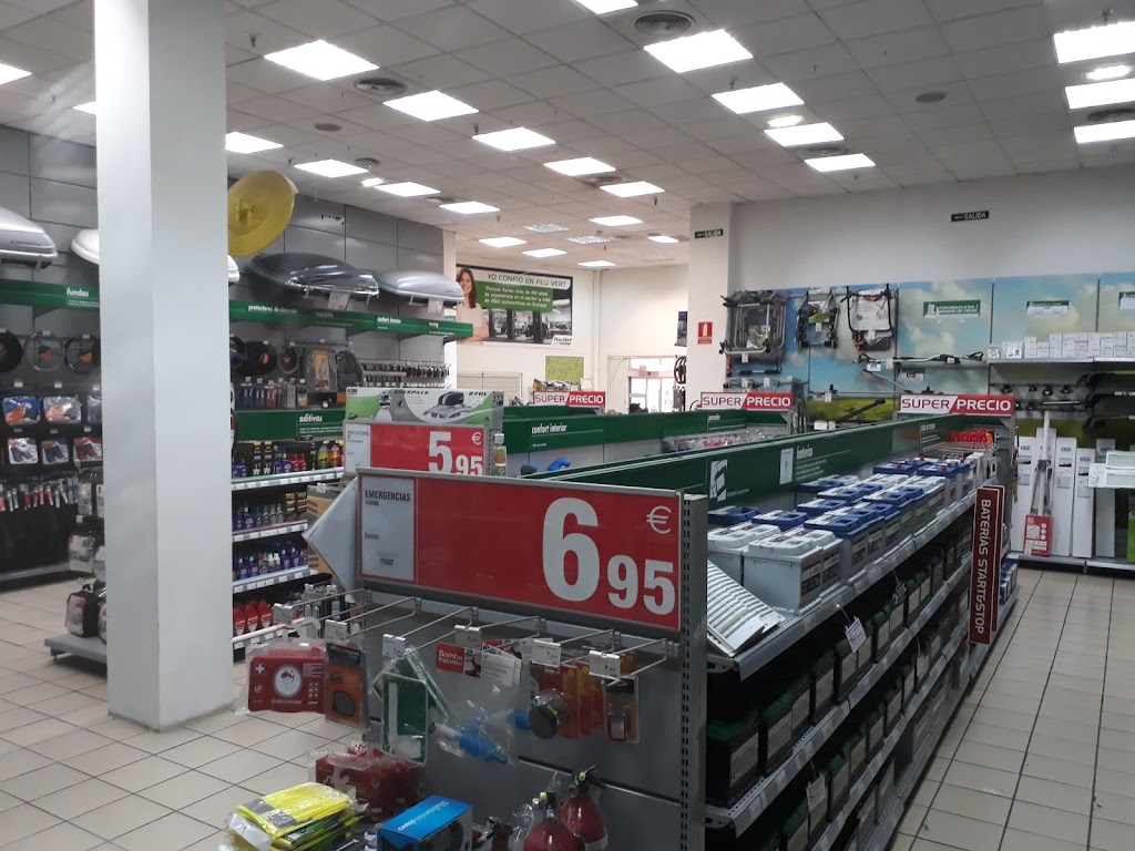 Feu Vert — Interior
