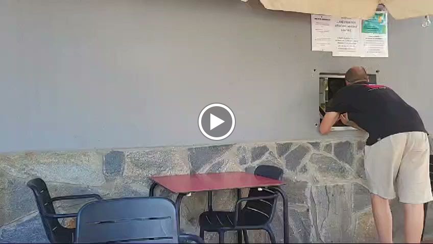 Restaurant Lena y Carbon — Videos