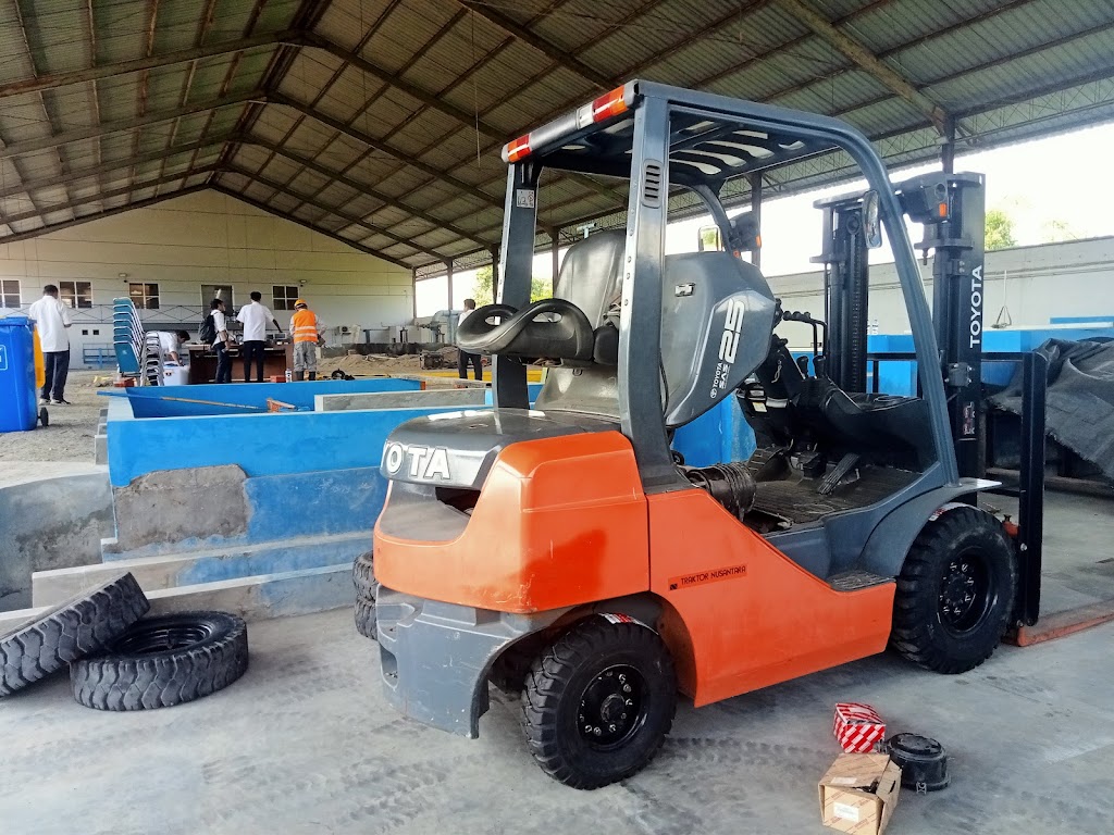 Bengkel Anugerah (mobil & forklift)