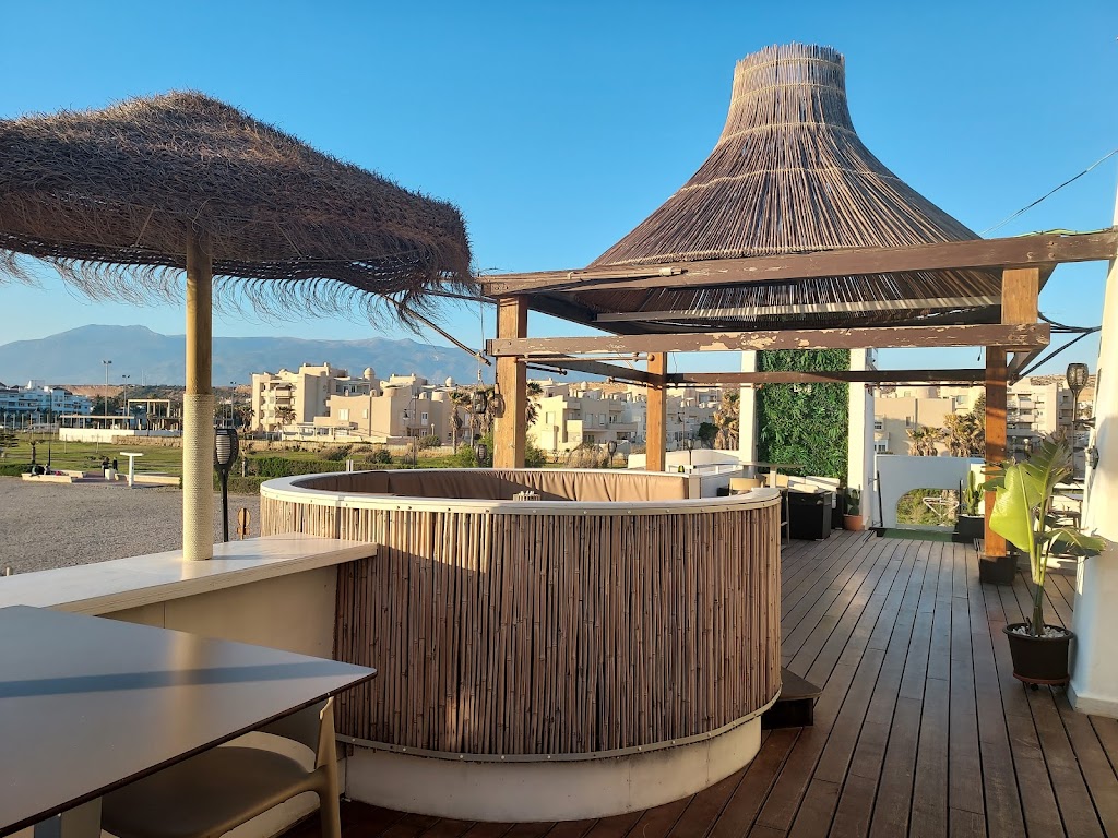 Maracas Restaurant & Lounge Club