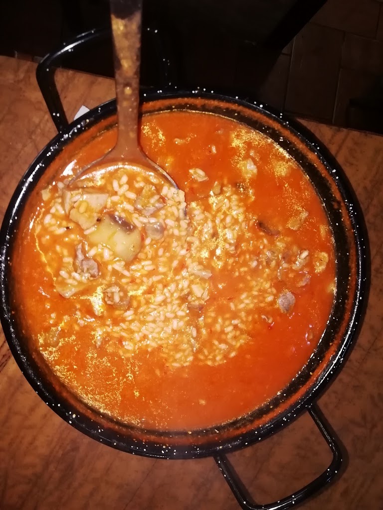 Bar Restaurante Moral — Comida y bebida