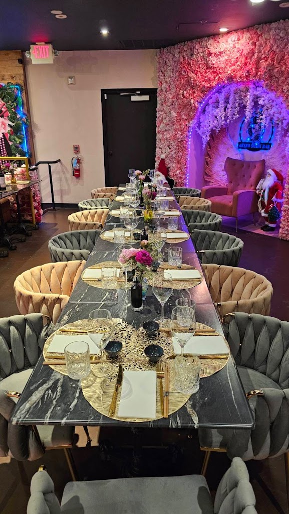 Akeno Sushi Bar and Thai Alexandria