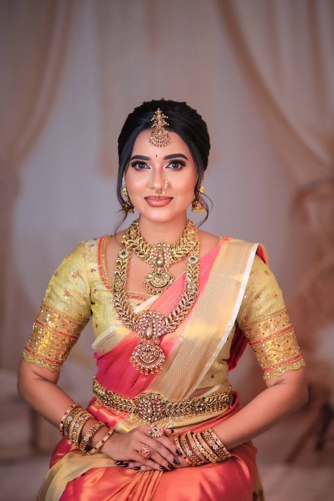 Naturallook Bridal Studio