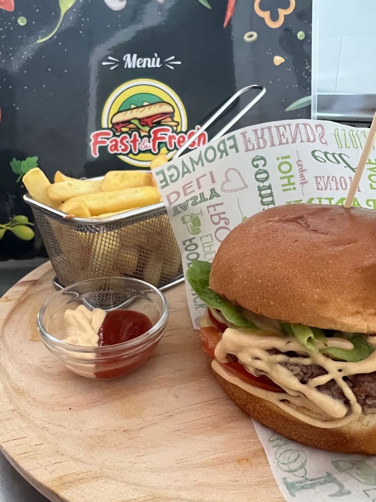 Restaurante Fast & Fresh — Hamburguesa