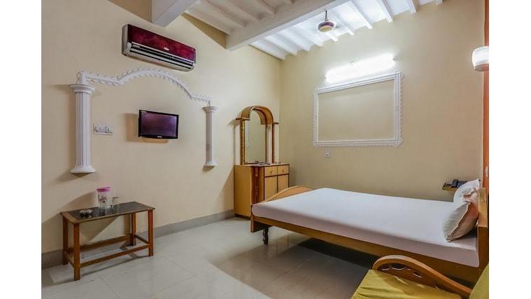 Oyo 64758 Hotel Aryavart
