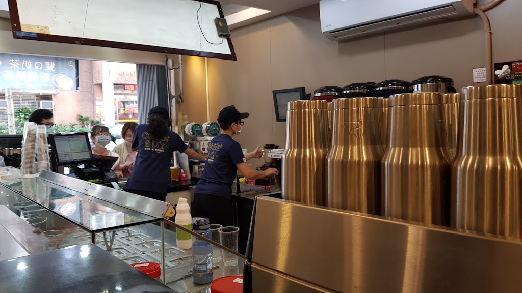 COMEBUY_台北北醫店 的照片