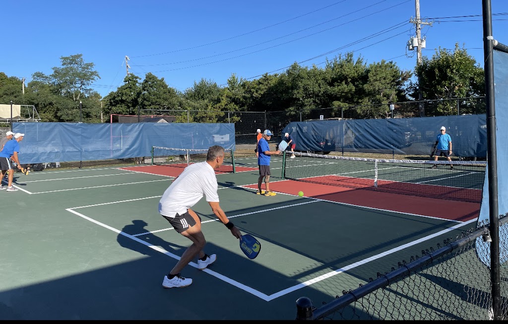 West Hampton Beach Tennis & Sport in Westhampton Beach