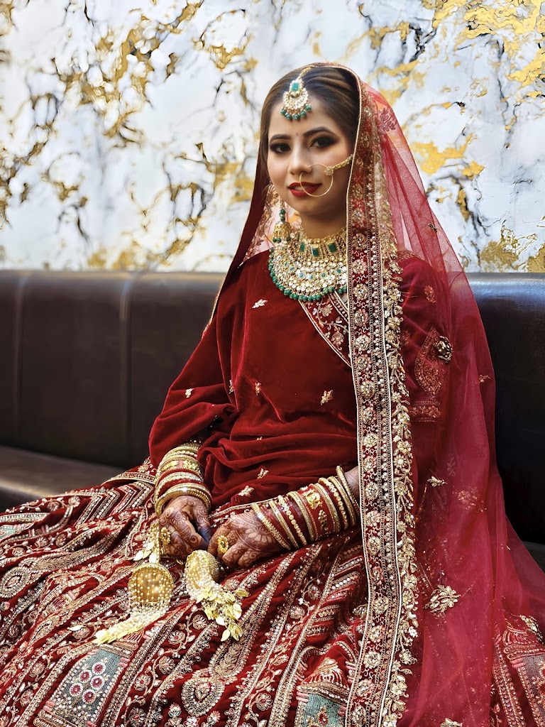 Glorious Beauty Point