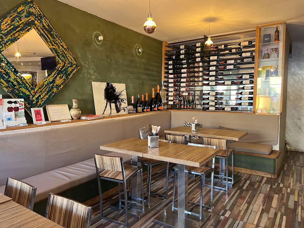 Gojito Cafe — Ambiente