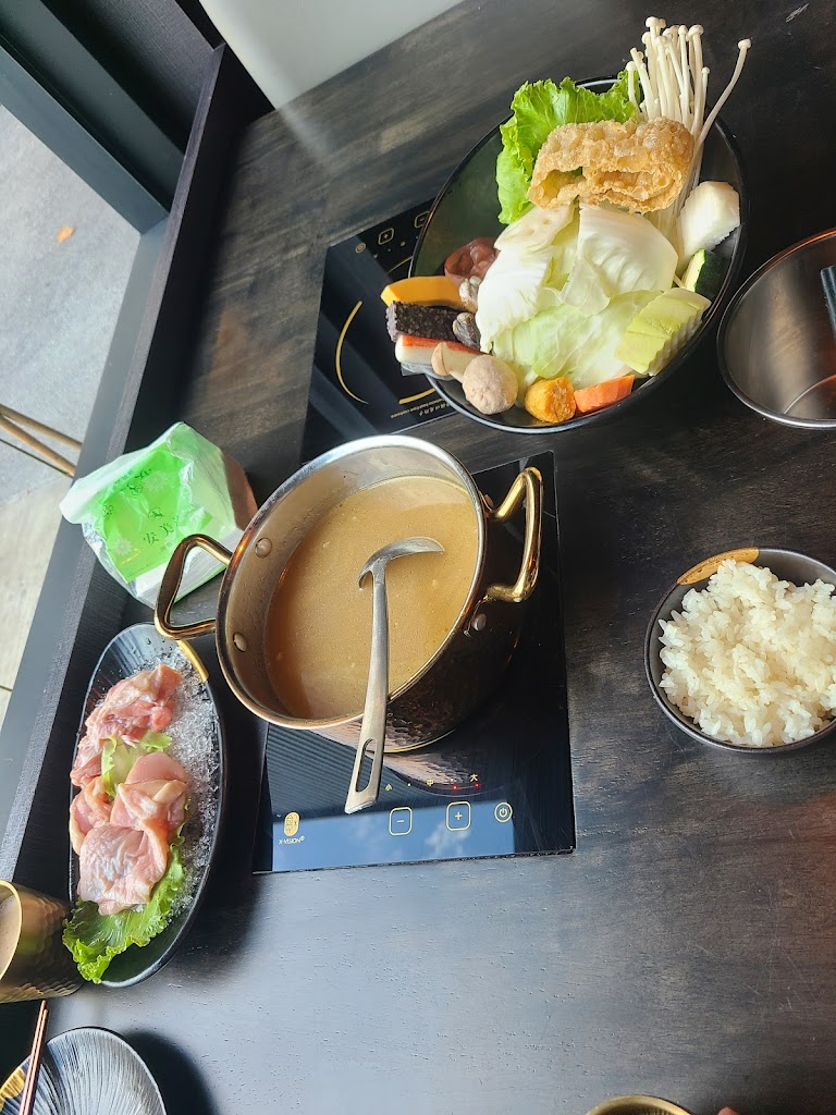 惹鍋+精緻鍋物 -東山旗艦店 的照片