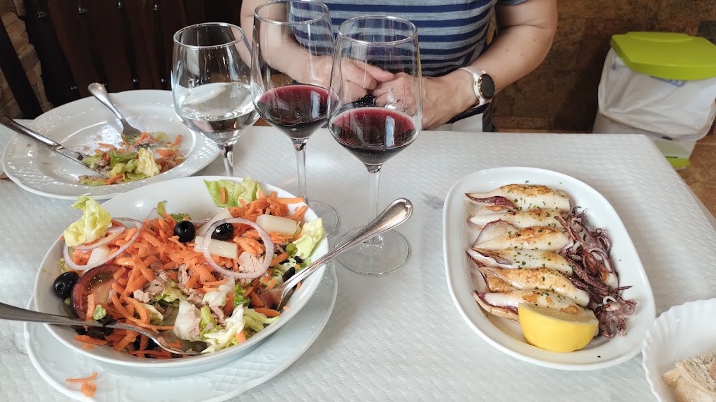 Restaurante Meson o Xugo — Comida y bebida