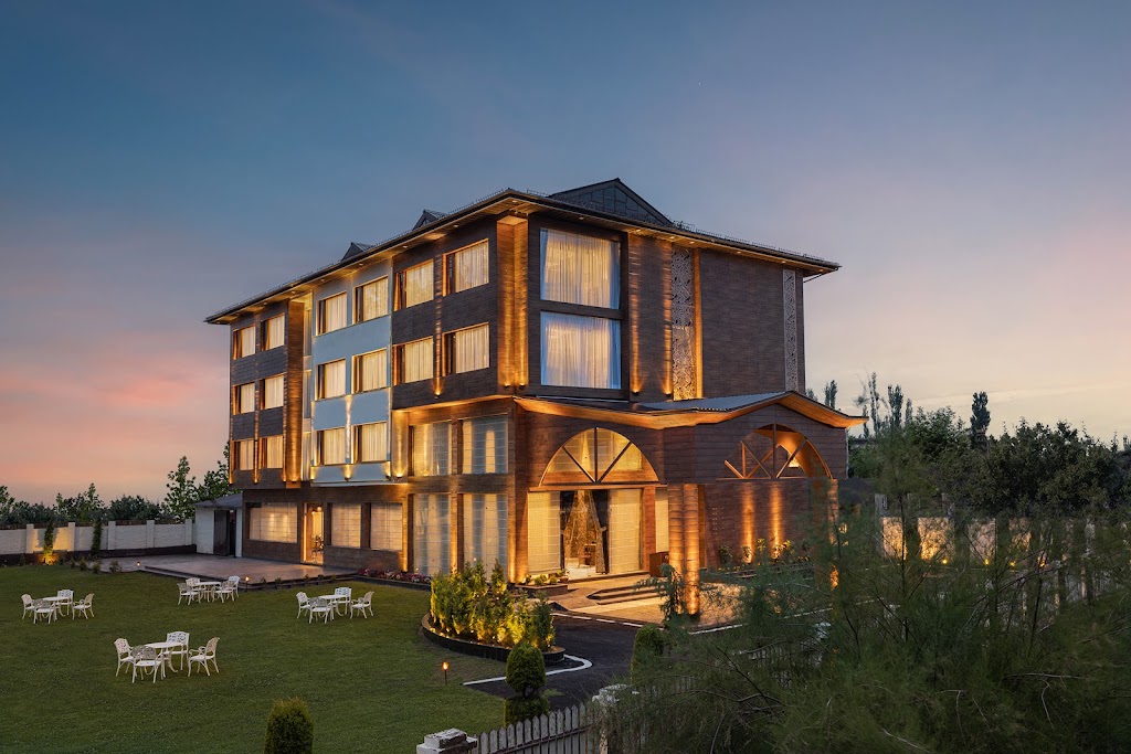 Welcomheritage Grand Srinagar