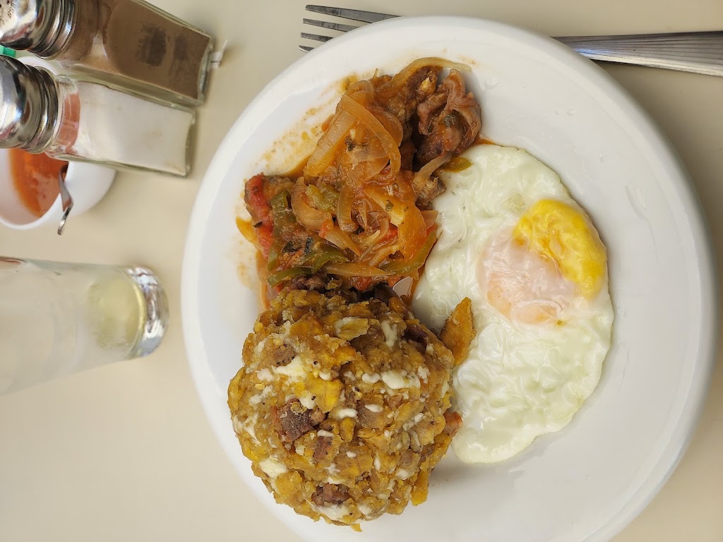 Cafeteria Las Rosas — Comida y bebida