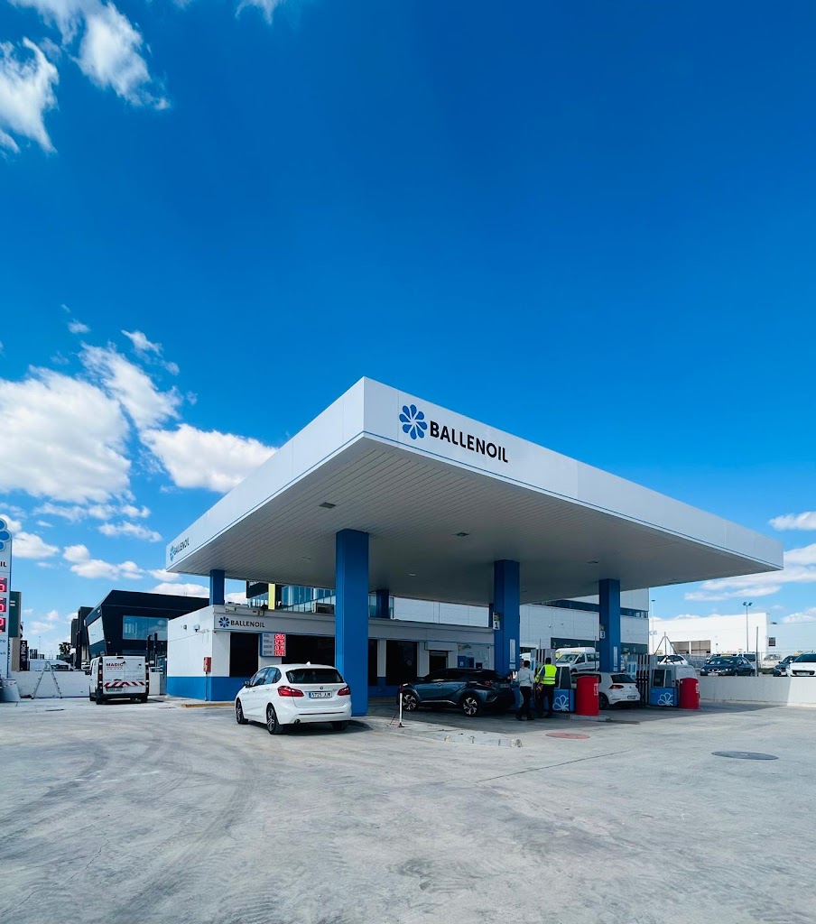 Ballenoil Elche III — Estacion de servicio