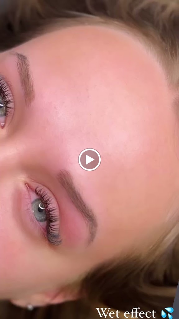 Extensiones de Pestanas, cejas y lifting . Lashes and brows Sofia V — Del propietario