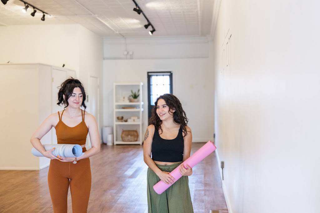  HARVEST yoga + wellness studio