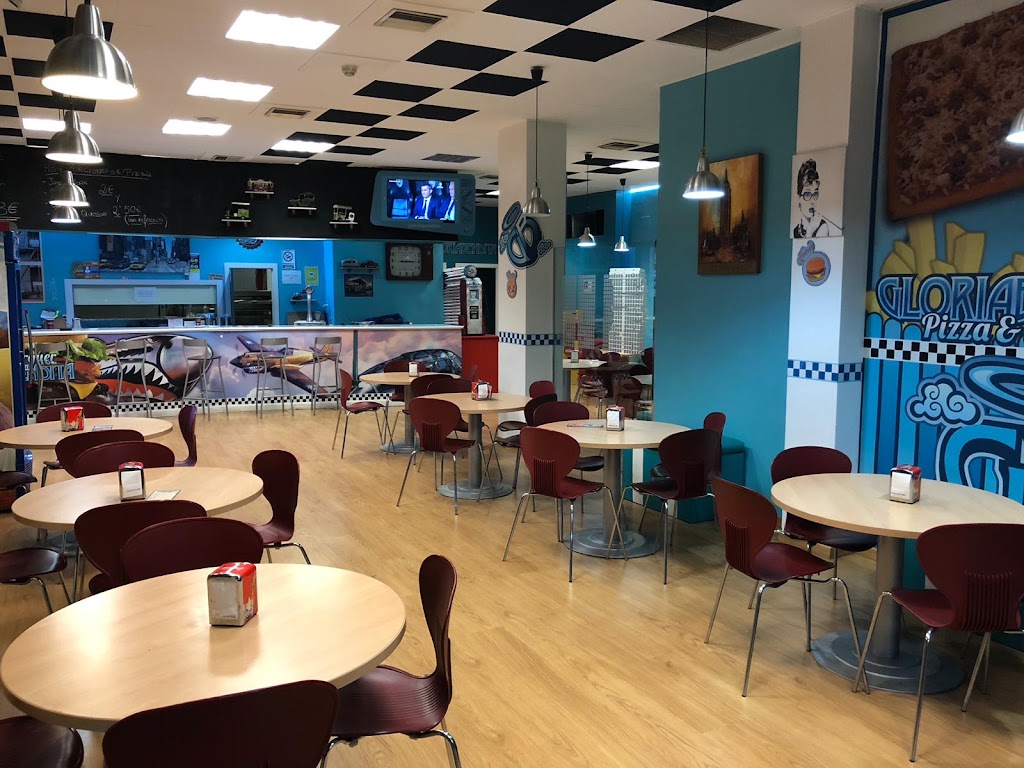 Pizzeria Gloria Bendita — Ambiente