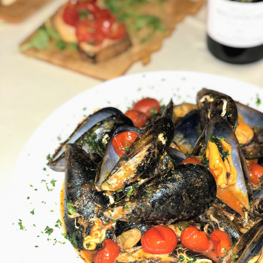 Bella Napoli — Comida y bebida
