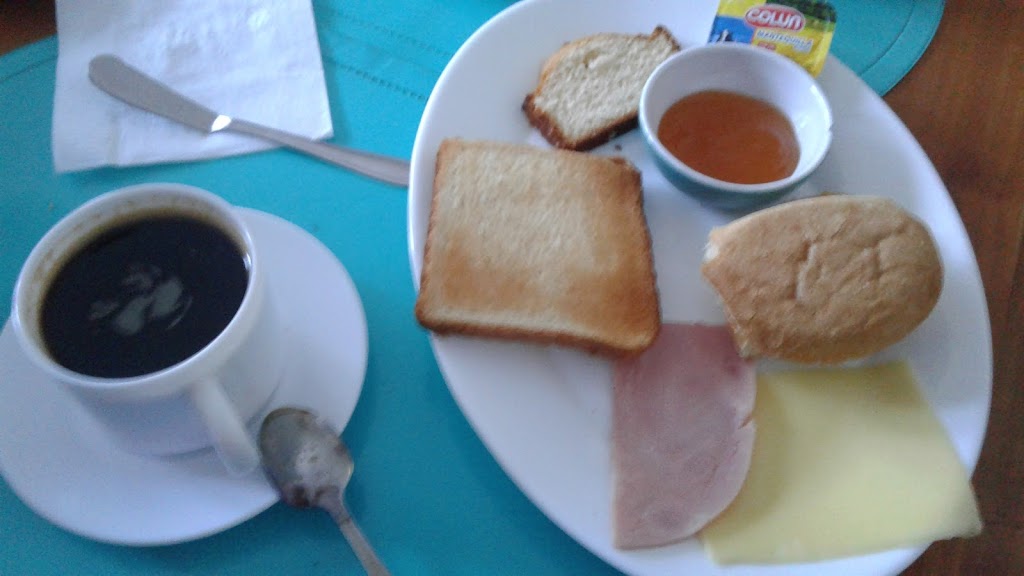 Comida y bebida