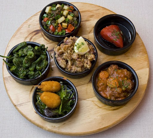 Sa Taverna — Comida y bebida