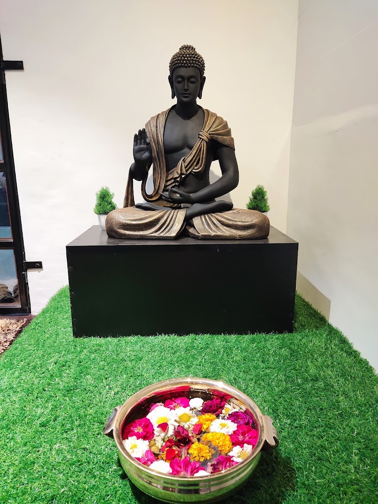 Rejis Beauty Studio Ladies Beauty Parlour