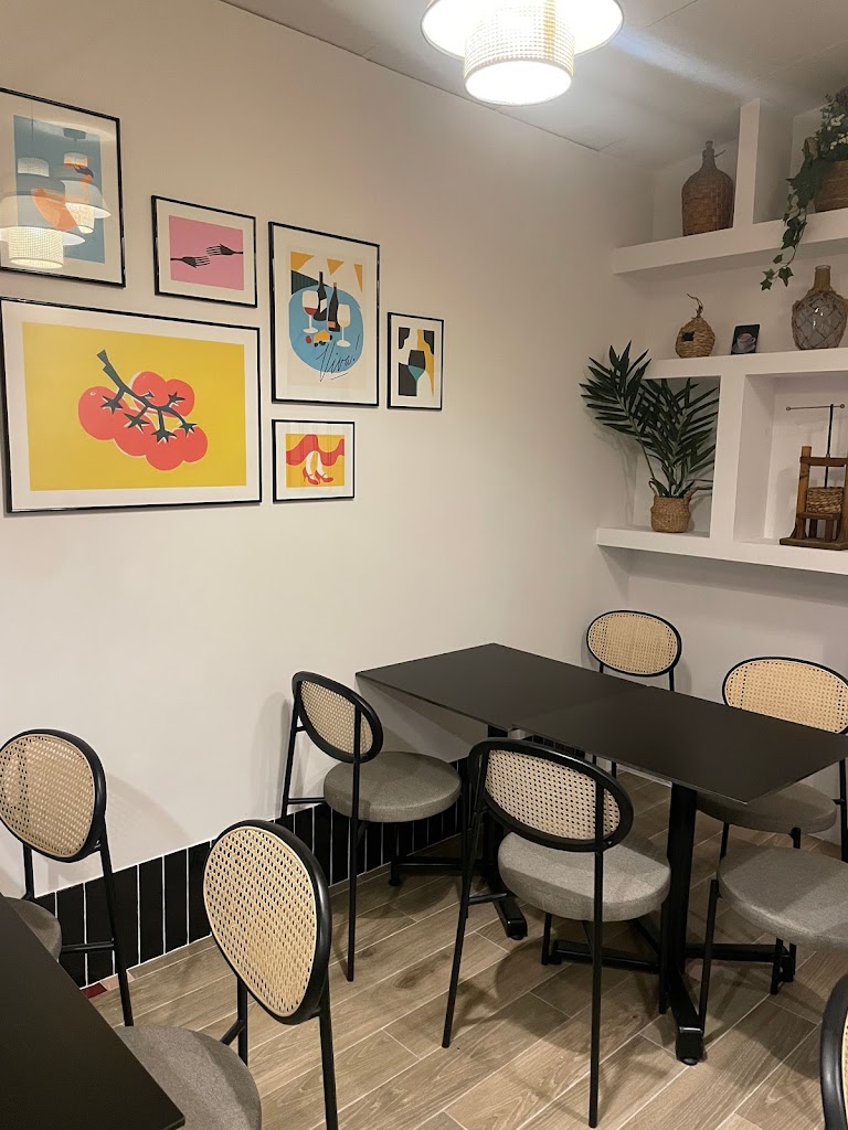 La Santa Taberna — Ambiente