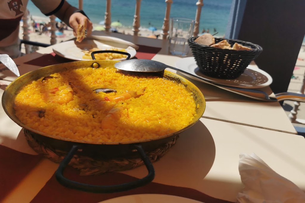 LA PROA BEACH — Paella