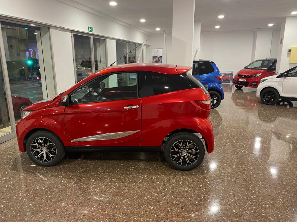 AIXAM COCHES SIN CARNET XATIVA (VALENCIA) HNOS MORANT, S.L. CONCESIONARIO OFICIAL — Del propietario