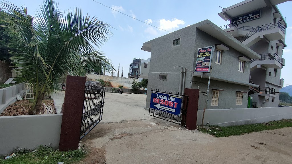 Lakshmi Inn Resort