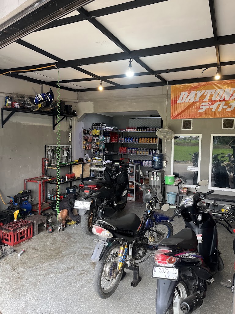 AHW MOTOR